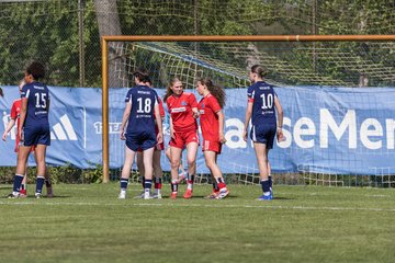 Bild 502 - wBJ Hamburger SV - Hertha BSC : Ergebnis: 5:2